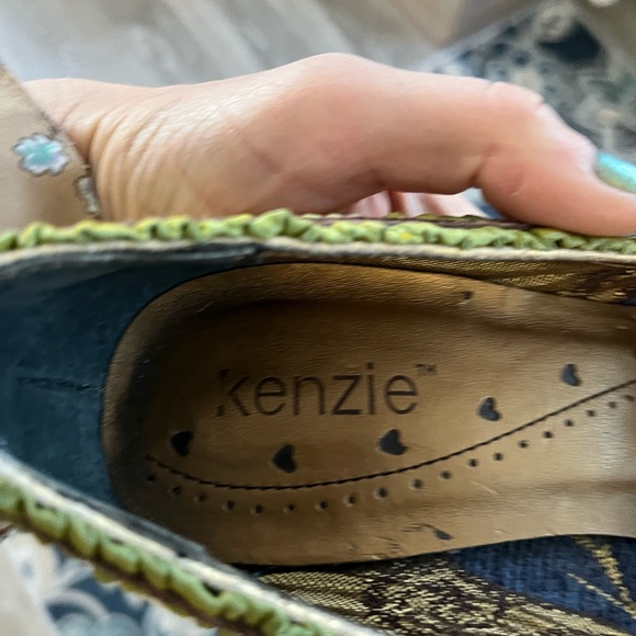 Kenzie Leather Pumps size 7.5 - Picture 7 of 7